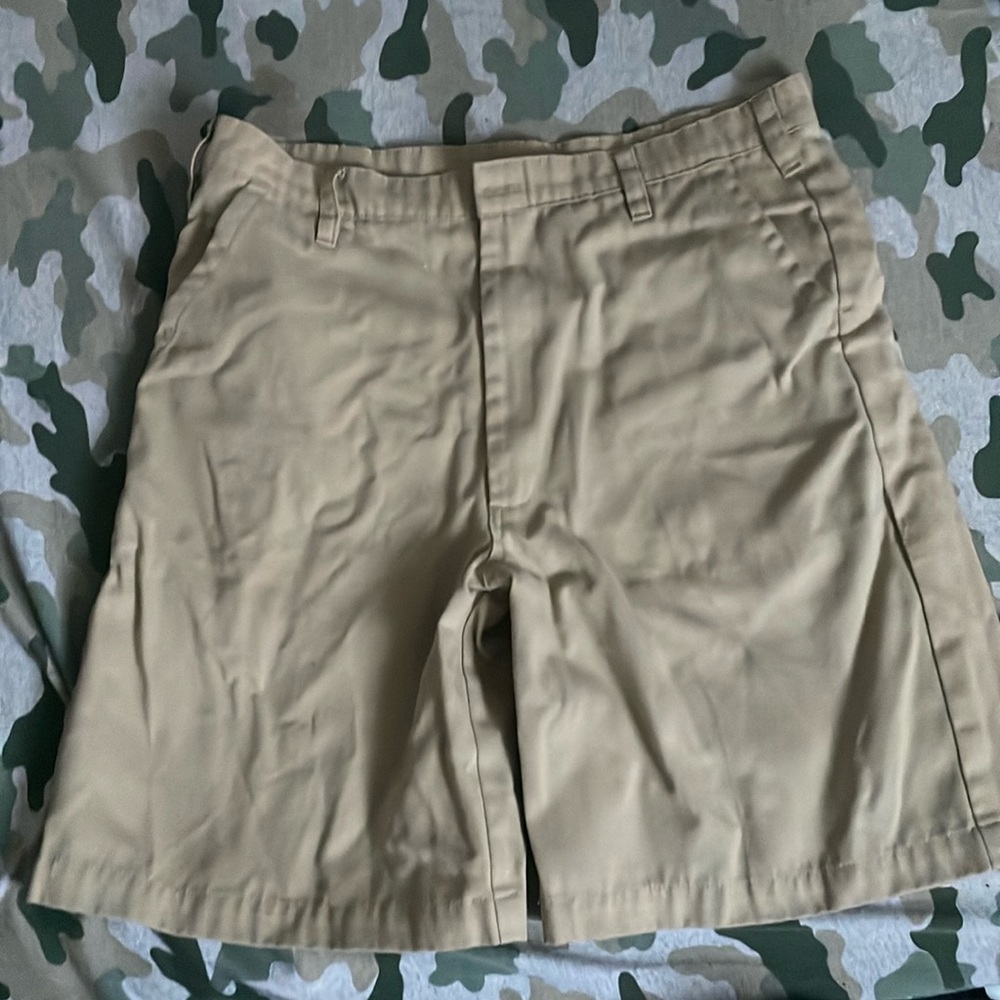 i will be selling these shorts and many more clothes.!